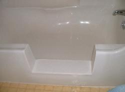 bathtub step in picture